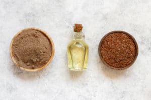 Raw Flax seeds, flour and oil