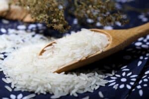 FSSAI re-operationalizes standards for Fortified Rice Kernel, Vitamin and Mineral Premix